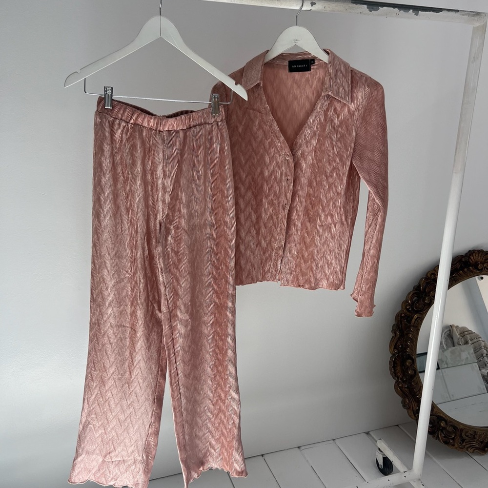 Animari button down set